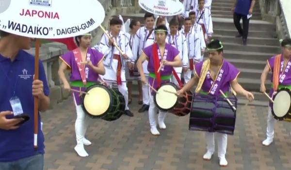 Festivalul Internaţional de Folclor Ceahlăul a reunit zeci de artişti din toată lumea