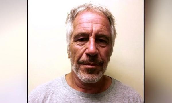 Miliardarul violator Jeffrey Epstein s-a sinucis în arest