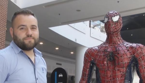 Românul care a ridicat la nivel de artă sudura în argon