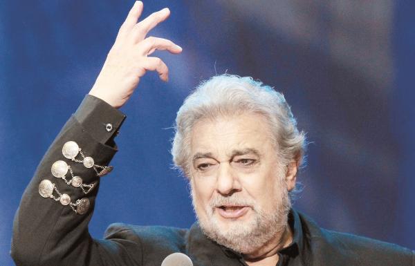 Tenorul Placido Domingo, acuzat de hărțuire sexuală