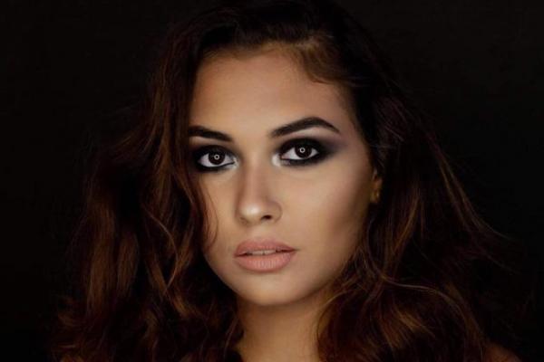 Letiția Roman, primii pași în cariera muzicală