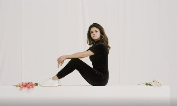 Selena Gomez îşi va lansa propria marcă de cosmetice