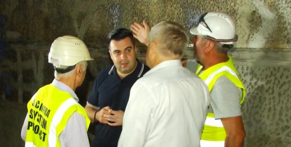 Ministrul Răzvan Cuc, vizită inopinată la şantierul de la Podul Constanţa