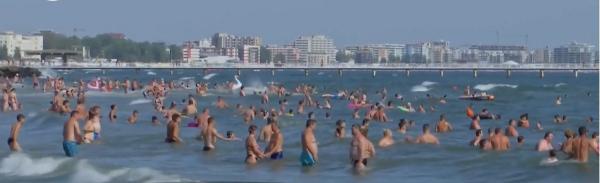 Ultimul weekend de vară calendaristică vine cu preţuri mari pe litoral