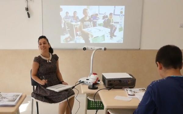 Într-un sat din Alba a fost inaugurată cea mai modernă şcoală din ţară