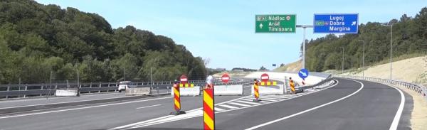 Un segment din Autostrada Muzeu, Lugoj - Deva, a crăpat şi o poate lua la vale