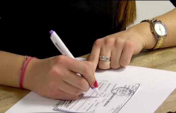 Medic din Cluj cercetat pentru luare de mită, după ce ar fi ajutat zeci de persoane să încasez pensii de handicap sau de boală