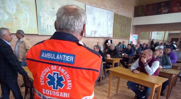 Meseria de şofer de ambulanţă, tot mai căutată. Salariu de la 4.500 de lei