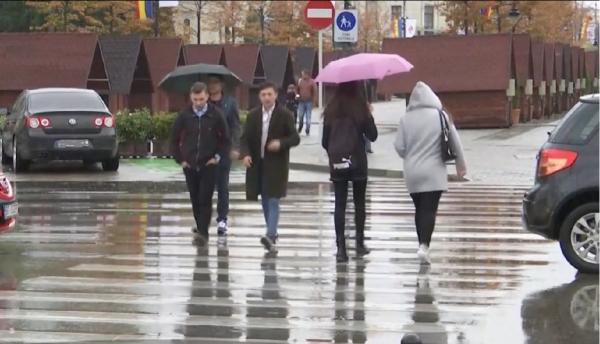 Val de aer polar, ravagii în România. O femeie din Iaşi, aproape să moară îngheţată