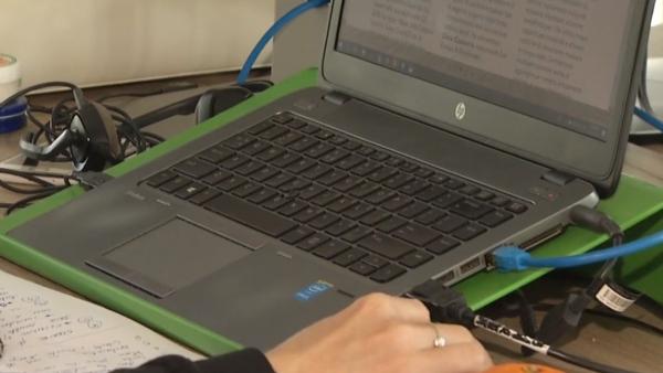 Plină de specialiști IT, administrația din România e în topul rușinii la digitalizare