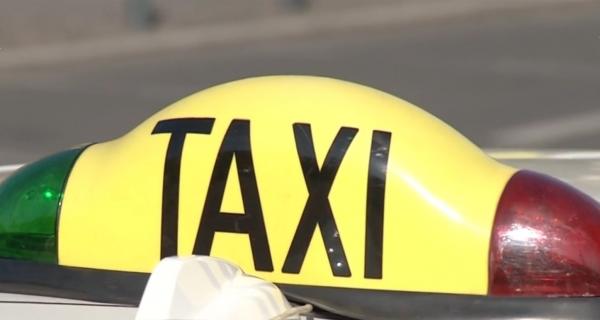 În Cluj, taxiurile vor permite plata cu cardul (Video)