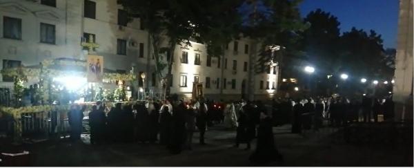 8.000 de pelerini din Voluntari au ajuns la Iaşi, la moaştele Sfintei Parascheva