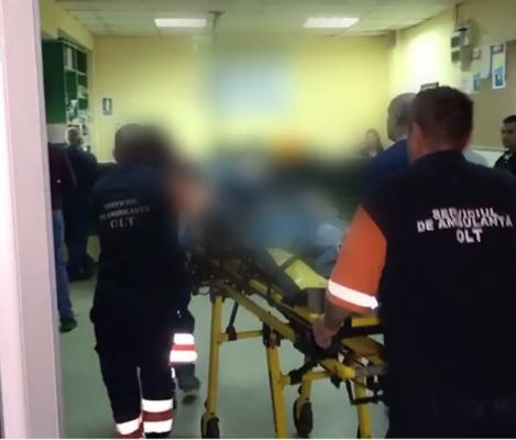 Poliţist de 31 de ani din Olt, în stare gravă la spital, după ce ar fi încercat să se sinucidă