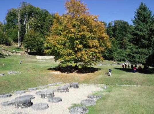 Explozie de culoare la Sarmizegetusa Regia, odată cu venirea toamnei