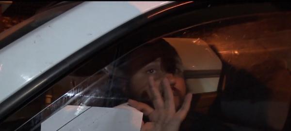 Fals călugăr, prins după ce a vrut să dea cu maşina peste un jandarm la pelerinajul de Sfânta Parascheva