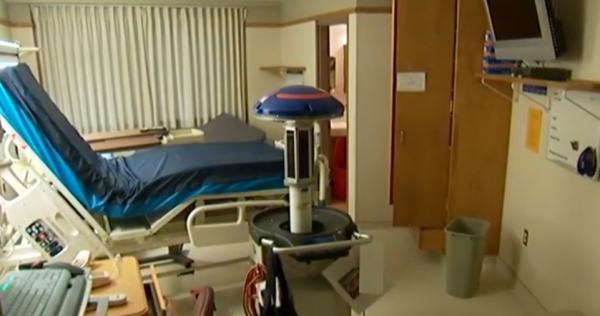 Un robot fabricat în Danemarca, soluţie la problema infecţiilor din spitalele româneşti
