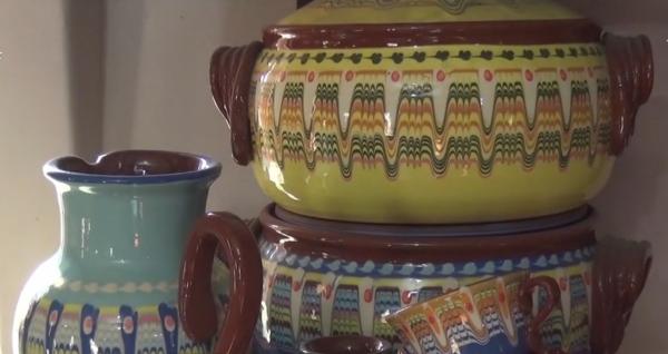 Chinezării importante din Bulgaria, vândute ca obiecte de ceramică la Horezu