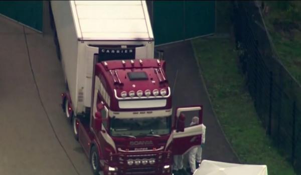 Cei 39 de oameni găsiţi morţi într-un camion din Marea Britanie erau chinezi
