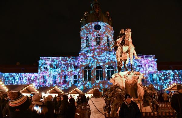 Tips&Trips cu Mihai Jurca. Târgurile de Crăciun din Europa