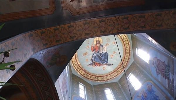 Stareţul unei mănăstiri din Caransebeş, discuţii indecente cu un tânăr