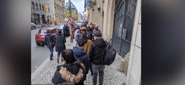 În prima zi de alegeri în diaspora, zeci de mii de români au votat în Spania, Italia sau Moldova