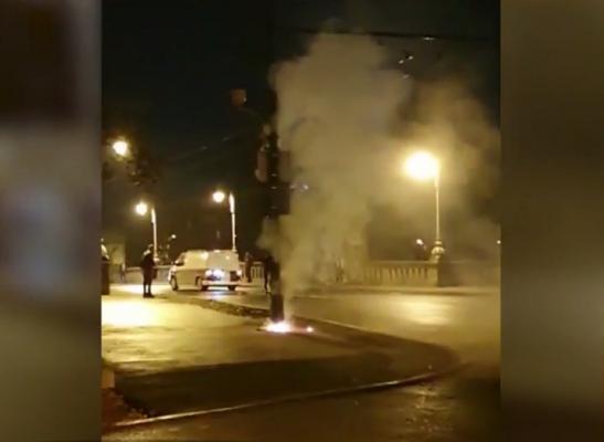 Incendiu izbucnit la un stâlp de electricitate, în Timişoara