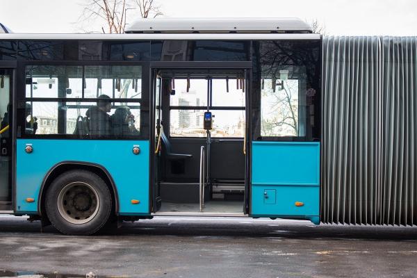 Călătorii certaţi cu igiena, interzişi în transportul comun din Constanţa