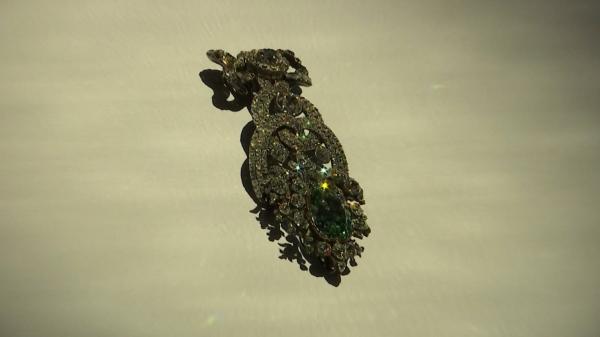 Cel mai mare diamant verde, adus la o expoziție de bijuterii ale caselor regale