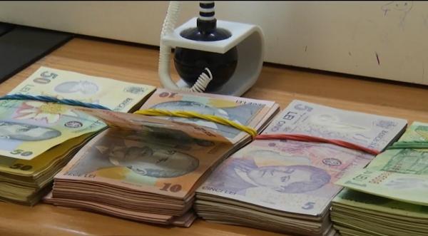 60.000 de bugetari ar putea fi sacrificaţi pentru majorarea pensiilor