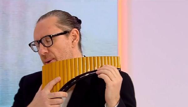 Iubește naiul și naiul îl iubește pe el. Muzica lui Nicolae Voiculeț a trecut granițele țării