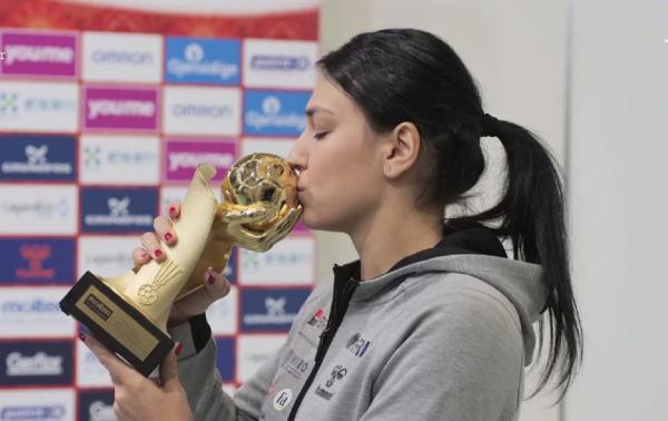 Cristina Neagu, desemnată cea mai bună handbalistă din lume
