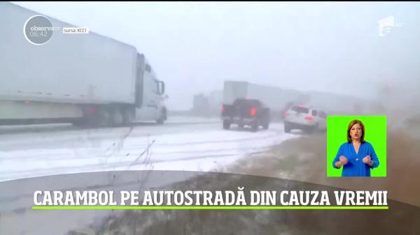 Ciocniri în lanţ cu aproape 50 de maşini, în timpul unei furtuni puternice de zăpadă în SUA