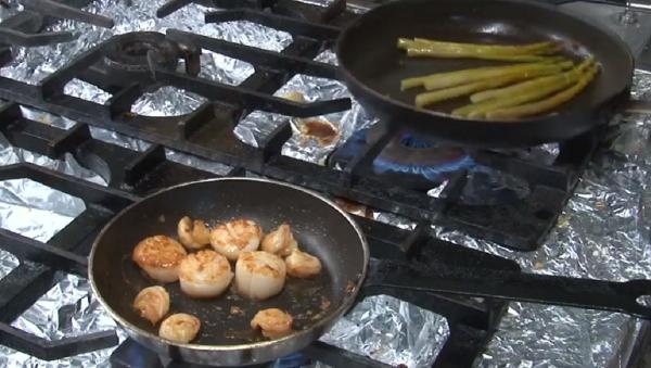 Sărbătorile se apropie, iar pregătirile pentru petrecerile de Revelion sunt deja în linie dreaptă