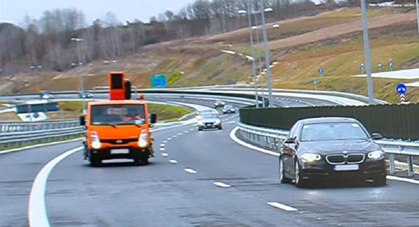 Tronson din Autostrada Lugoj-Deva, inaugurat cu interdicţii şi restricţii de viteză