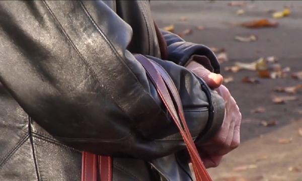 Metoda Accidentul a lăsat o femeie de 75 de ani din Galaţi fără bani