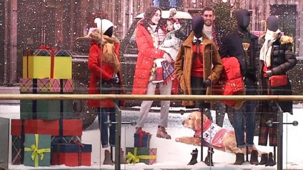 Bilanţul cheltuielor din luna cadourilor le dă frisoane celor care nu şi-au planificat bine banii