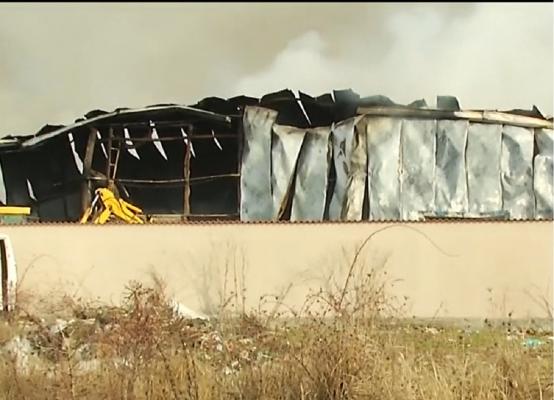 Depozitul care s-a făcut scrum în Afumaţi nu avea sistem de stingere a incendiului