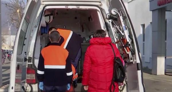 Bătaie cu sticle și pahare într-un club din Baia Mare, în noaptea de Revelion