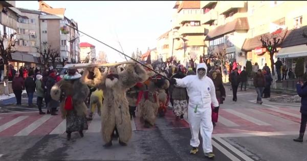 Datinile de Sărbători continuă în zona Moldovei