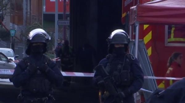 Atac armat în Franţa, o persoană a murit iar alte două sunt rănite