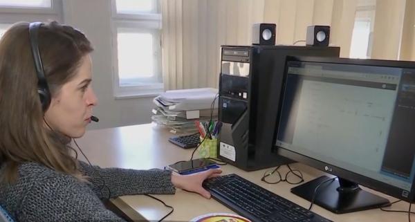 Singurul call-center pediatric din România se dovedeşte a fi un mare succes