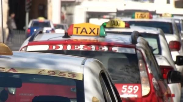 Taximetrist constănţean, amendat de Poliţia Locală pentru că a refuzat un client