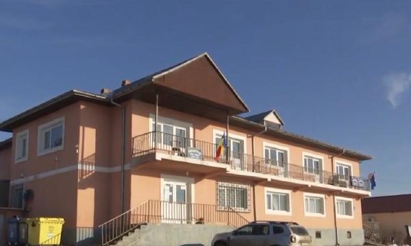 Un hoţ a fost obligat să plătească pentru fapta sa chiar în locul pe care l-a jefuit