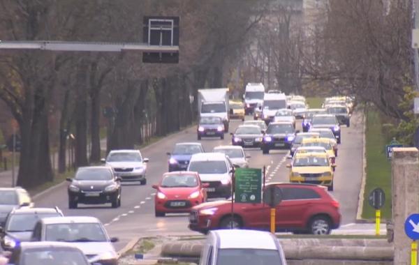 Cum intenţionează autorităţile să fluidizeze traficul din Capitală, odată cu începerea şcolii