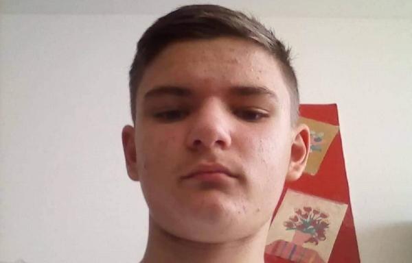 Cosmin, un adolescent de 15 ani, a salvat cinci vieți după moarte. Mama lui nu a stat nicio clipă pe gânduri