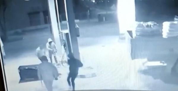 Românii care au furat cinci bancomate din Spania, în mai puţin de două luni, au fost reţinuţi