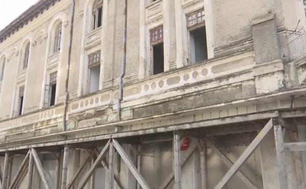 O clădire monument istoric din Galaţi se află în pragul prăbuşirii