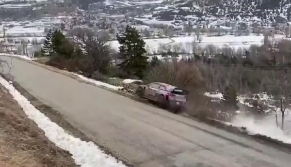 Accident dramatic pe raliul din Monte-Carlo (Video)