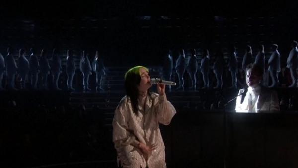 Marius Moga, despre câștigătorii premiilor Grammy: „Merita și Ariana Grande să câștige”