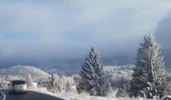 Ninge abundent în Braşov şi Covasna. Cod galben emis de meteorologi, la Rânca